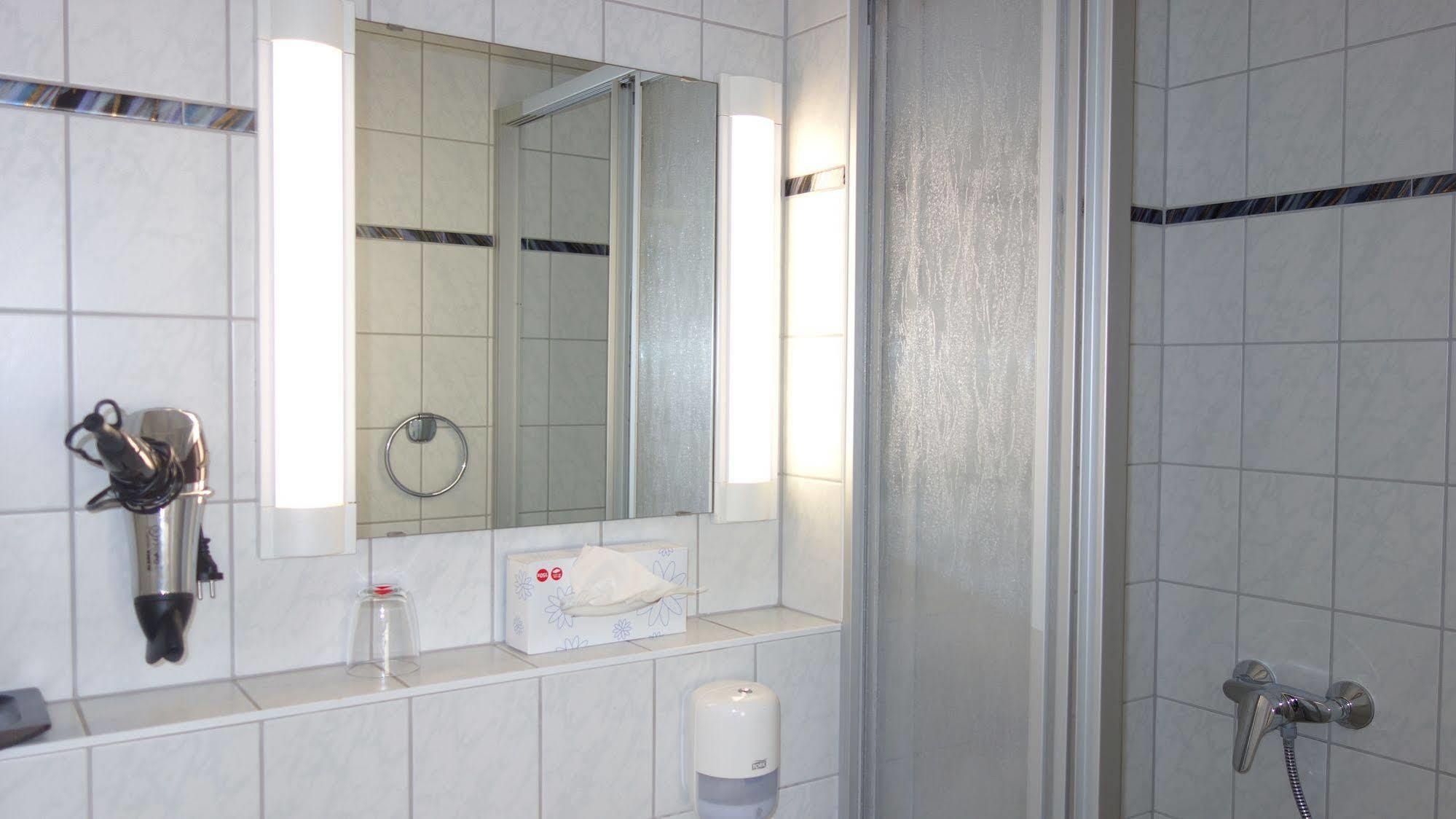 Landgasthof Ochsen Sinzheim Zewnętrze zdjęcie